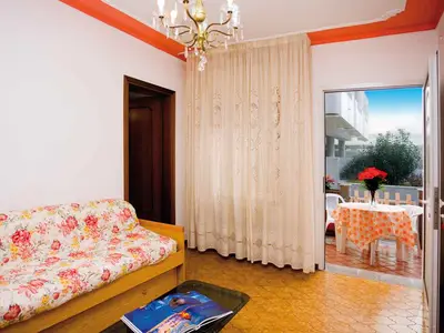 Ferienwohnung für 8 Personen (70 m²) in Bibione 1/10