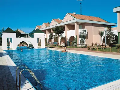 Ferienwohnung für 7 Personen (90 m²) in Bibione 1/10