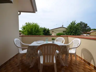 Ferienwohnung für 6 Personen (65 m²) in Bibione 3/10
