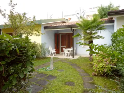Ferienwohnung für 4 Personen (45 m²) in Bibione 1/10