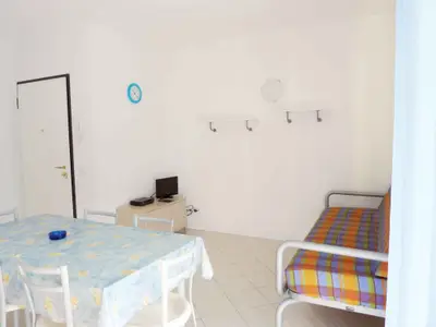 Ferienwohnung für 6 Personen (65 m²) in Bibione 4/10