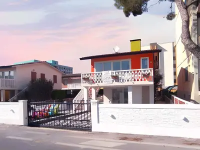 Ferienwohnung für 6 Personen (45 m²) in Bibione 1/10