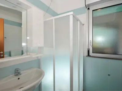 Ferienwohnung für 5 Personen (45 m²) in Bibione 6/10