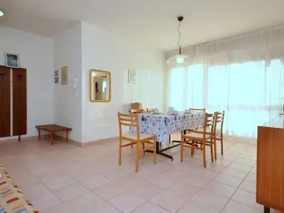 Ferienwohnung für 5 Personen (35 m²) in Bibione 4/10