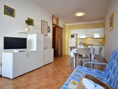 Ferienwohnung für 5 Personen (30 m²) in Bibione 4/10