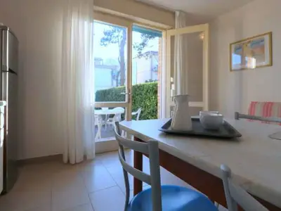Ferienwohnung für 4 Personen (25 m²) in Bibione 4/10