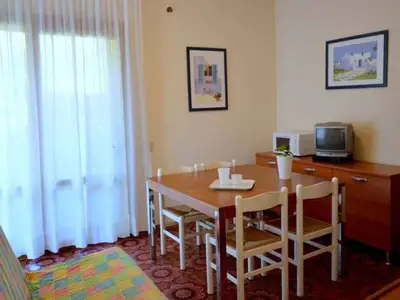 Ferienwohnung für 6 Personen (55 m²) in Bibione 4/10