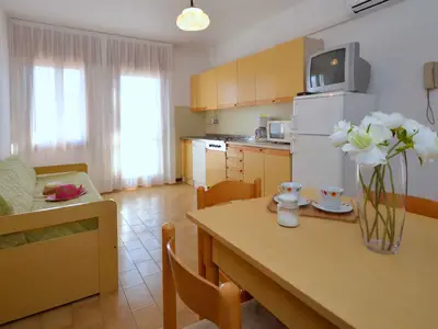 Ferienwohnung für 6 Personen (55 m²) in Bibione 8/10