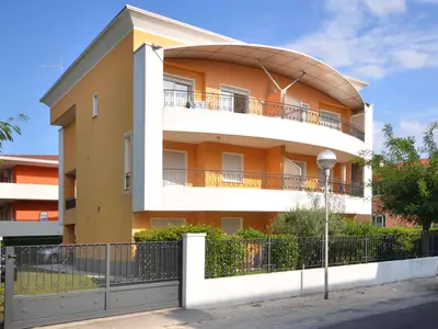 Ferienwohnung für 4 Personen (35 m²) in Bibione 1/10