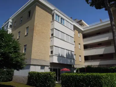 Ferienwohnung für 3 Personen (45 m²) in Bibione 2/10