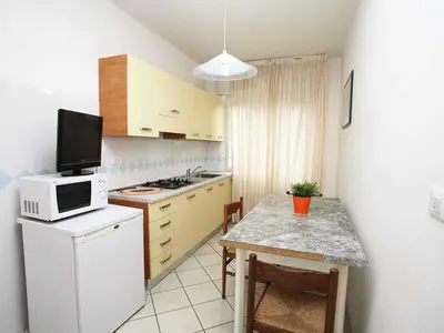 Ferienwohnung für 5 Personen (45 m²) in Bibione 1/10