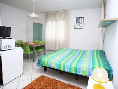Ferienwohnung für 3 Personen (30 m²) in Bibione 6/10