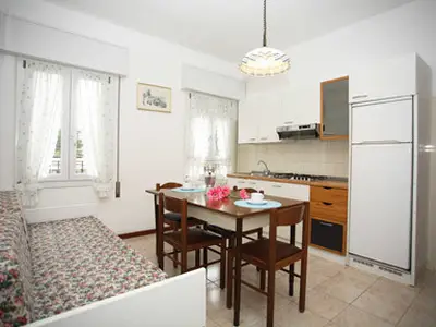 Ferienwohnung für 6 Personen (60 m²) in Bibione 1/10