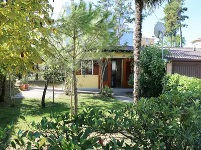 Ferienwohnung für 4 Personen (40 m²) in Bibione 1/10