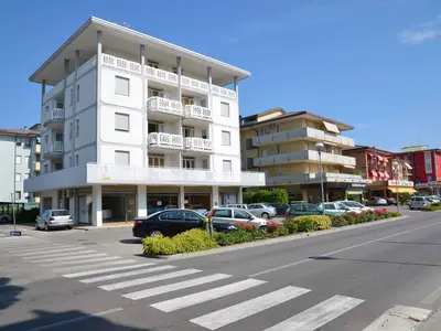 Ferienwohnung für 6 Personen (55 m²) in Bibione 5/10