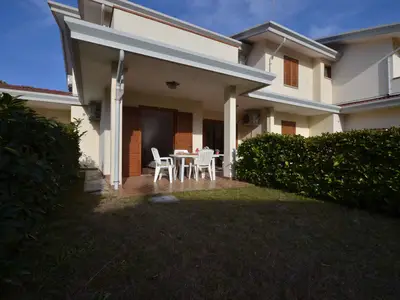 Ferienwohnung für 5 Personen (40 m²) in Bibione 4/10