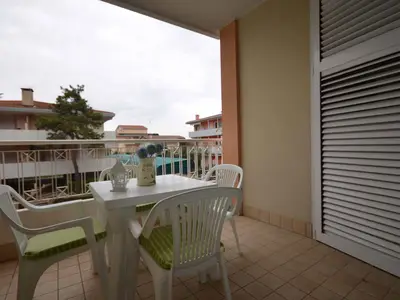 Ferienwohnung für 5 Personen (35 m²) in Bibione 1/10