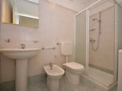 Ferienwohnung für 5 Personen (35 m²) in Bibione 6/10