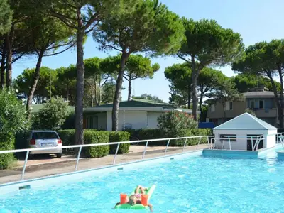 Ferienwohnung für 7 Personen (60 m²) in Bibione 4/10