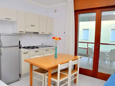 Ferienwohnung für 6 Personen (60 m²) in Bibione 1/10