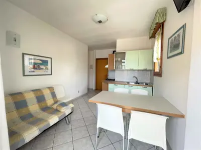Ferienwohnung für 5 Personen (40 m²) in Bibione 1/10