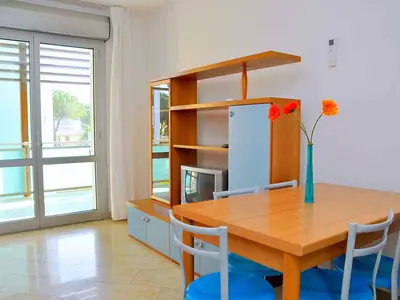 Ferienwohnung für 5 Personen (45 m²) in Bibione 4/10