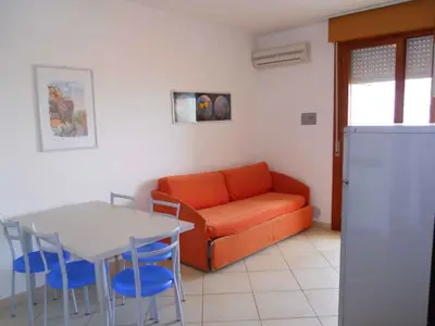 Ferienwohnung für 8 Personen (60 m²) in Bibione 3/10
