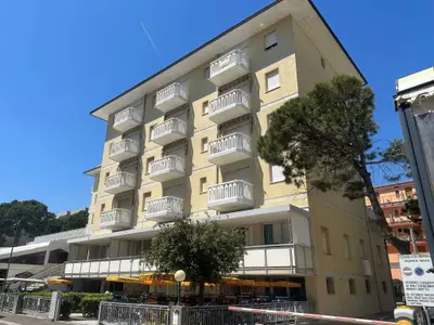 Ferienwohnung für 5 Personen (35 m²) in Bibione 2/10