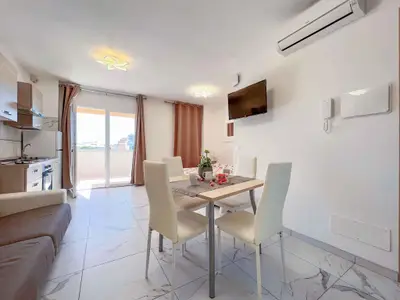 Ferienwohnung für 4 Personen (40 m²) in Bibione 6/10
