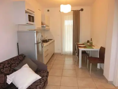 Ferienwohnung für 8 Personen (80 m²) in Bibione 4/10