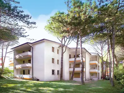 Ferienwohnung für 3 Personen (40 m²) in Bibione 1/10