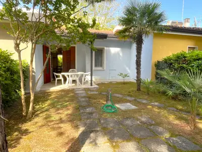 Ferienwohnung für 4 Personen (45 m²) in Bibione 1/10