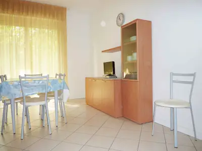 Ferienwohnung für 5 Personen (45 m²) in Bibione 5/10