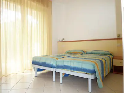 Ferienwohnung für 5 Personen (45 m²) in Bibione 6/10