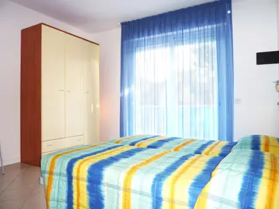 Ferienwohnung für 7 Personen (70 m²) in Bibione 6/10