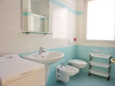 Ferienwohnung für 5 Personen (45 m²) in Bibione 6/10