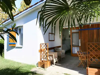 Ferienwohnung für 4 Personen (40 m²) in Bibione 1/10