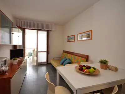 Ferienwohnung für 7 Personen (55 m²) in Bibione 4/10