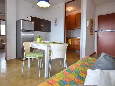 Ferienwohnung für 8 Personen (55 m²) in Bibione 3/10