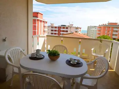 Ferienwohnung für 6 Personen (35 m²) in Bibione 2/10