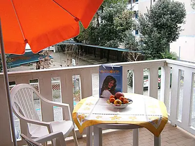 Ferienwohnung für 8 Personen (78 m²) in Bibione 2/10