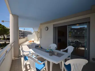 Ferienwohnung für 8 Personen (65 m²) in Bibione 1/10