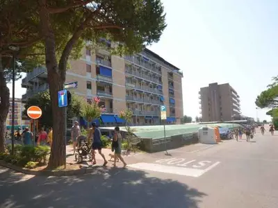Ferienwohnung für 4 Personen (35 m²) in Bibione 2/10