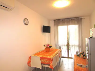 Ferienwohnung für 6 Personen (55 m²) in Bibione 2/10