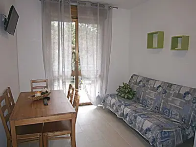 Ferienwohnung für 5 Personen (41 m²) in Bibione 6/10