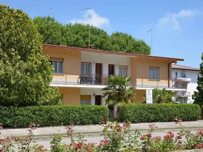 Ferienwohnung für 7 Personen (55 m²) in Bibione 2/10