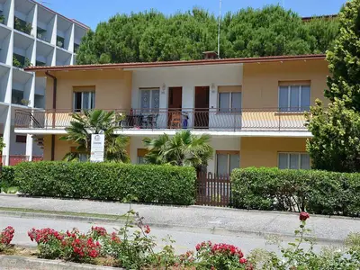 Ferienwohnung für 7 Personen (55 m²) in Bibione 3/10