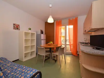 Ferienwohnung für 5 Personen (35 m²) in Bibione 4/10