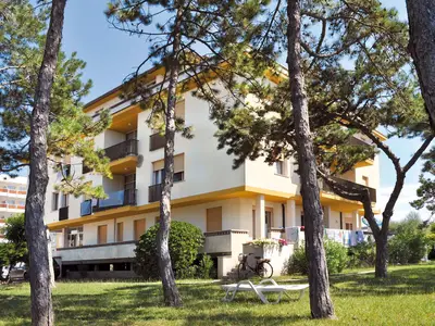 Ferienwohnung für 4 Personen (35 m²) in Bibione 1/10