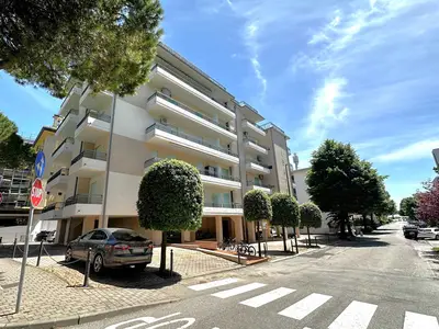 Ferienwohnung für 7 Personen (60 m²) in Bibione 1/10